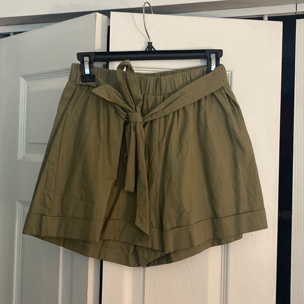 SHEIN shorts Large